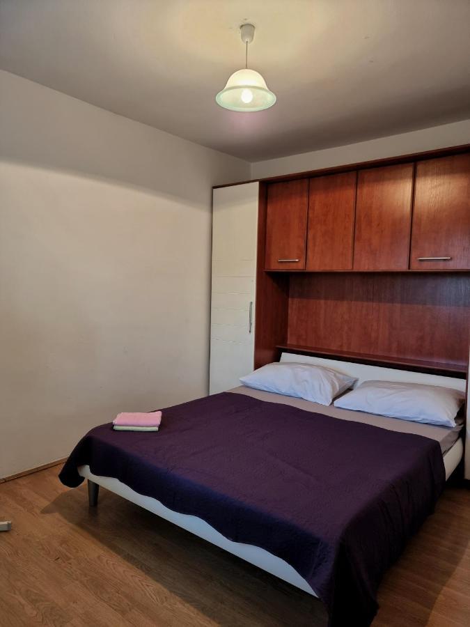 Guesthouse Dila Galovac  Eksteriør bilde