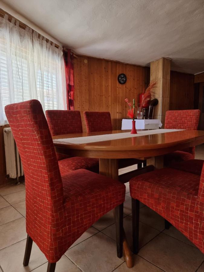 Guesthouse Dila Galovac  Eksteriør bilde